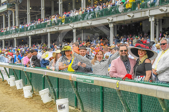 Derby_crowd15_ko