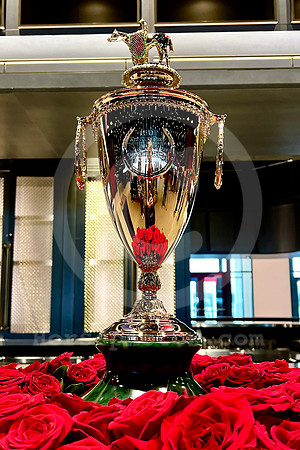 2024_Kentucky_derby_trophy02