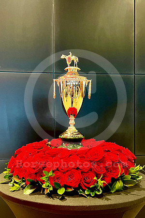 2024_kentucky_derby_trophy05