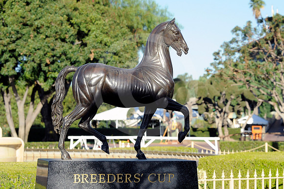 bc19_statue04_hr