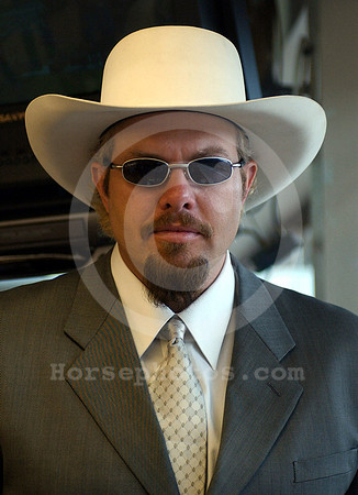 tobykeith02_hr
