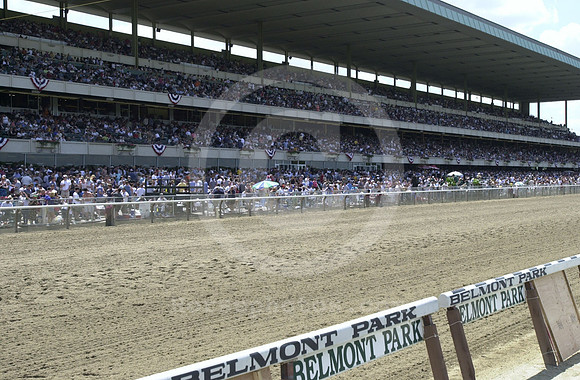 belmont_grandstand_02hr