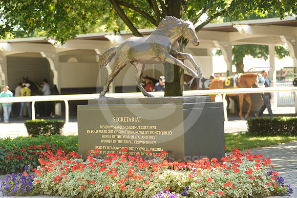 secretariat_statue18_hr copy