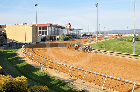 charlestown_races19_me