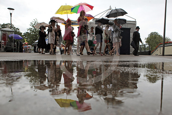 ascot_rain11_fs
