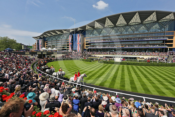 ascot_parade_ring07_fs
