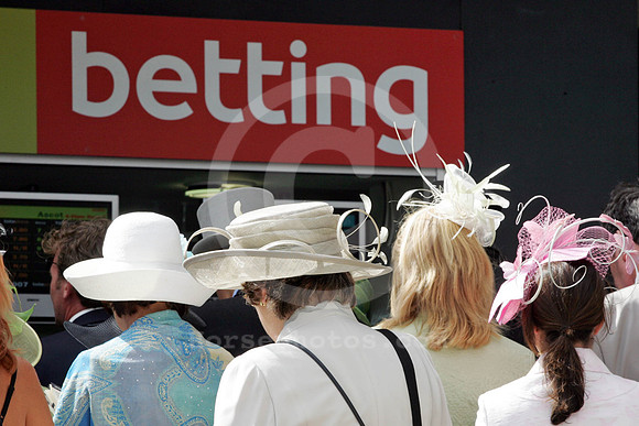 ascot_betting03_fs