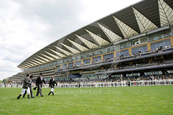 ascot_grandstand12_fs