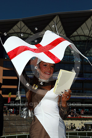 ascot_fashion319_fs