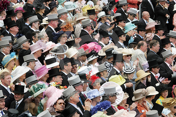 ascot_crowd05_fs