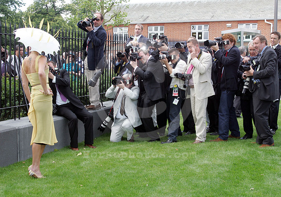 ascot_fashion_hat11_fs