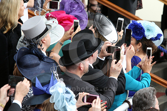 Royalascot_fashion215_fs
