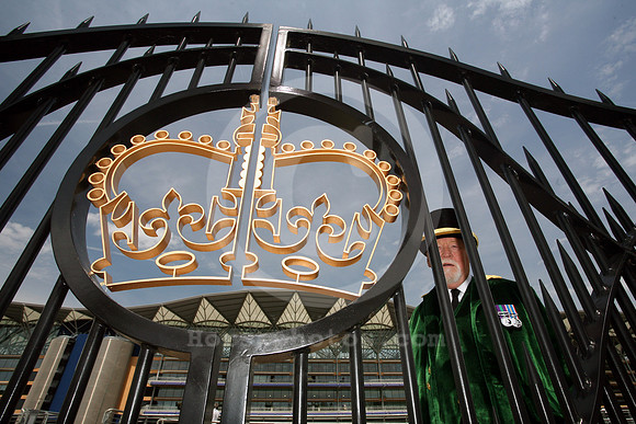 royalascot_entrance107_fs