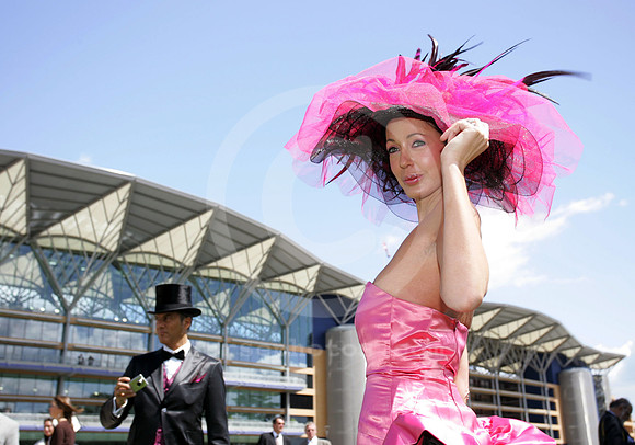 ascot_fashion_hat08_fs