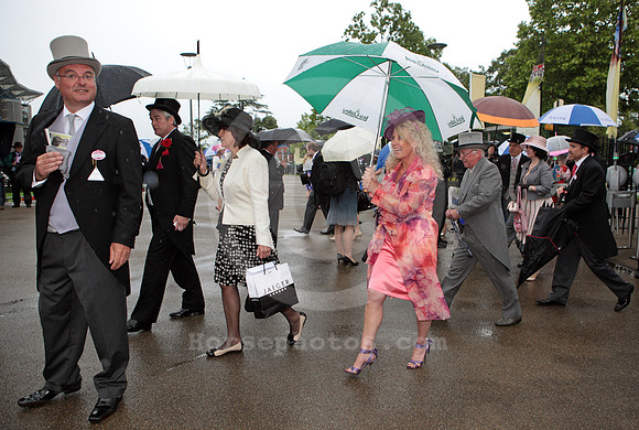 ascot_rain02_fs