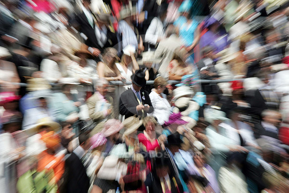 ascot_crowd16_fs