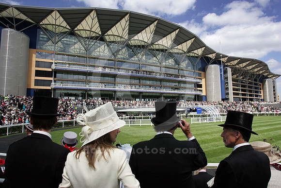 ascot_grandstand18_fs