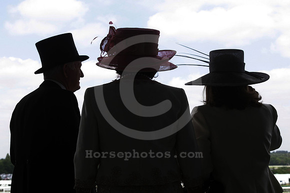 ascot_crowd27_fs