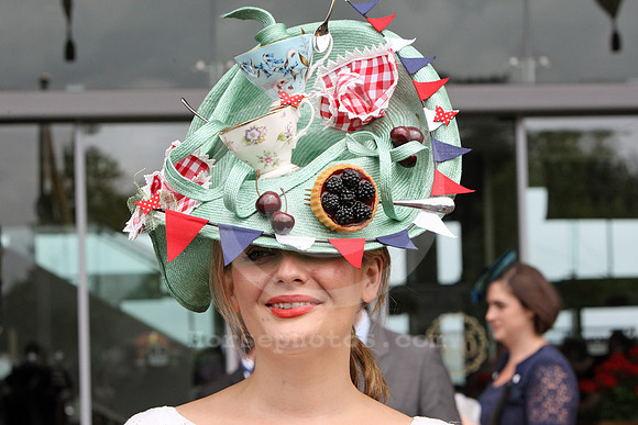 ascot_fashion353_fs