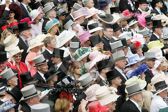 ascot_crowd07_fs