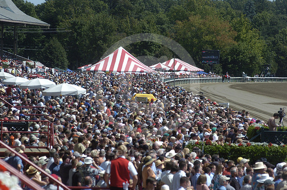 saratoga_grandstand82_hr