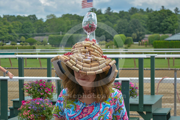 saratoga_hats07_ko