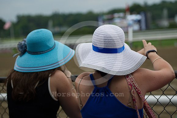 saratoga_hats25_bn