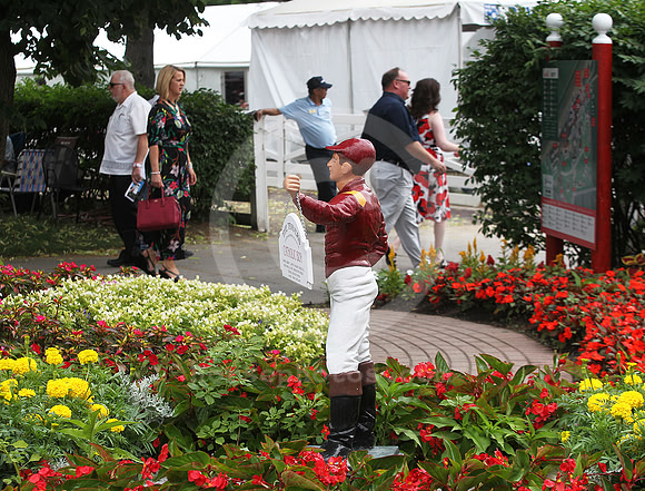 saratoga_clubhouse10_st