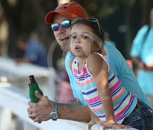 saratoga_racingfans19_st