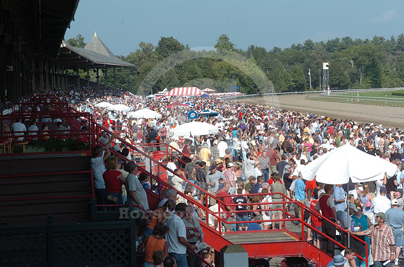 saratoga_grandstand70_hr