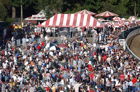 saratoga_grandstand91_hr