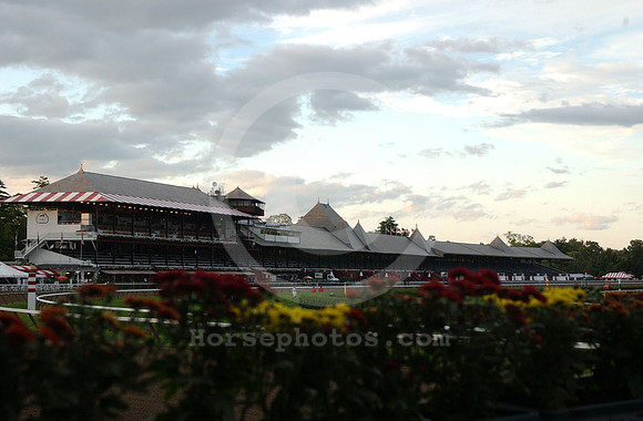 saratoga_grandstand25