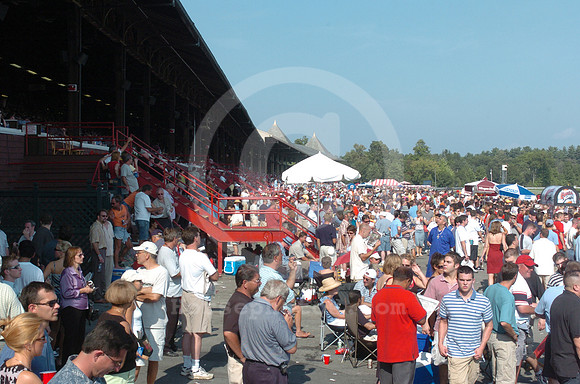 saratoga_grandstand69_hr