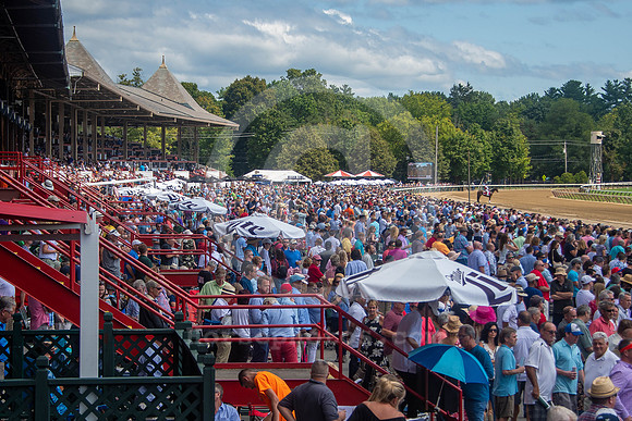 saratoga_grandstand161_ko