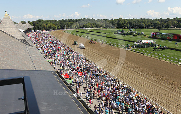 saratoga_grandstand51