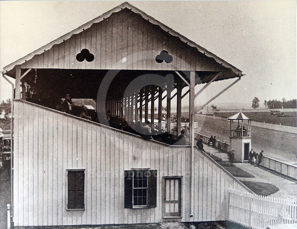 saratoga_clubhouse01