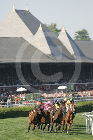saratoga racing action