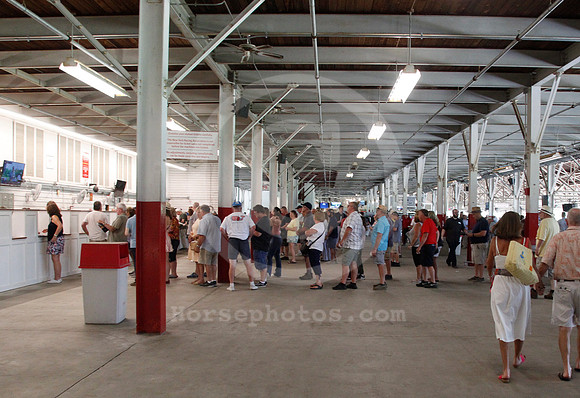 saratoga_betting100