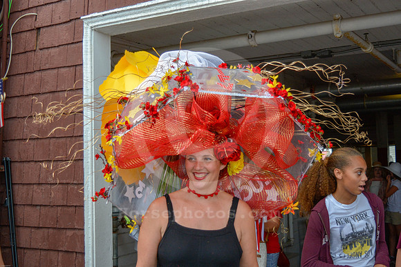 saratoga_hats02_ko