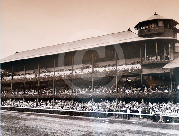 saratoga_clubhouse02