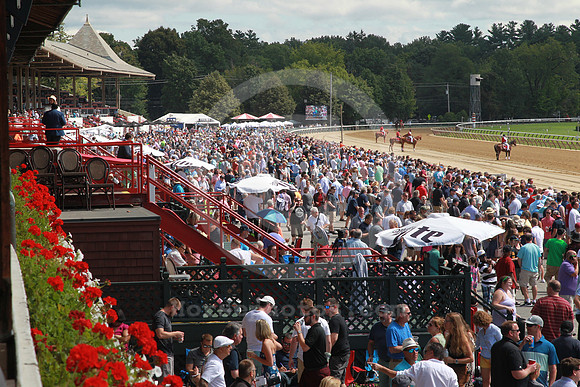 saratoga_grandstand156_st