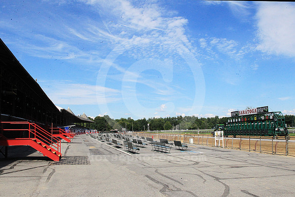 saratoga_grandstand_empty04_st