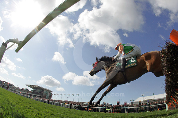 aintree_racecourse_grand_national88_fs