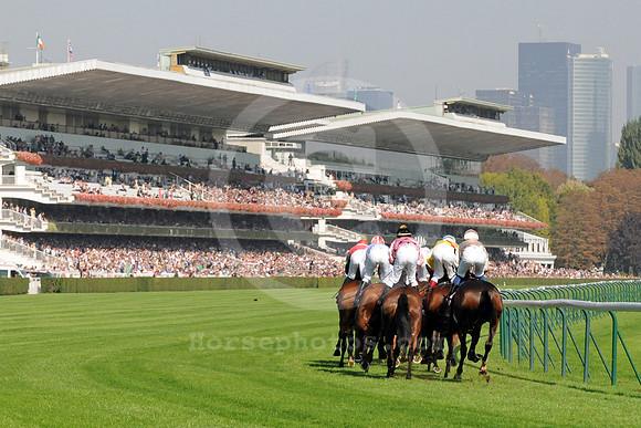 longchamp_grandstand16_fs