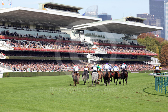 longchamp_grandstand19_fs