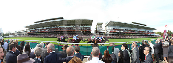longchamp_grandstand22_fs