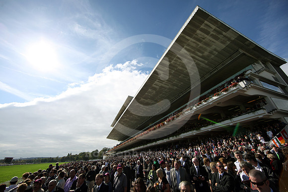 longchamp_grandstand06_fs