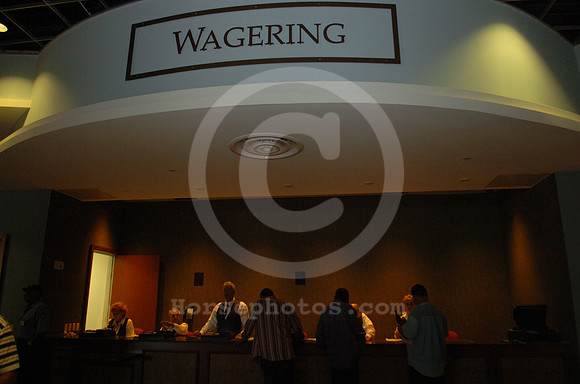 gulfstream_betting01_hr