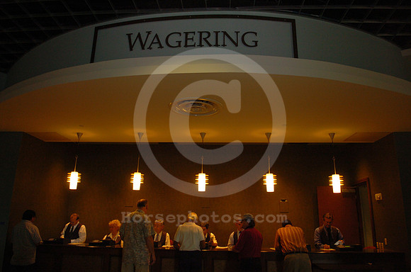 gulfstream_betting02_hr