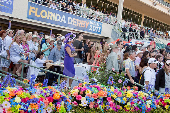 2013_floridaderby_grandstandcrowd02_jb
